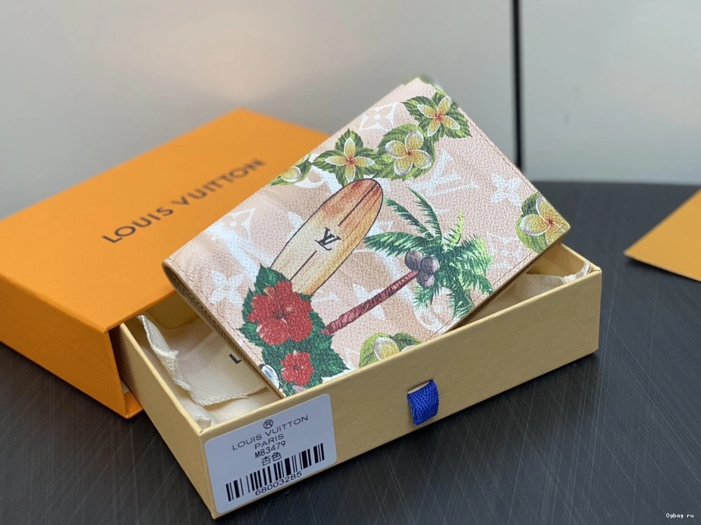 Vuitton Louis PASSPORT COVER-10*14*2.5CM 0814